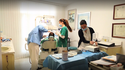 Clínica Dental Francisco Calatayud Prieto - Santander