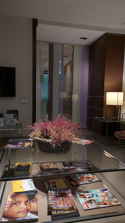 Clínica Dental Alonso Stuyck - Valencia