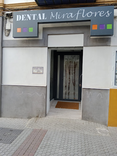 Clínica Dental Miraflores - Sevilla