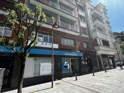 AKOI Hortz Klinika / Clínica dental - Hernani