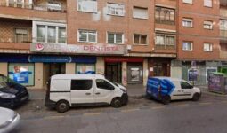 Clínica Dental Adeslas - Granada