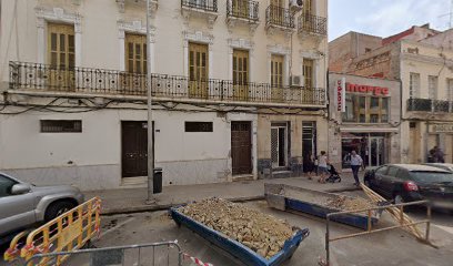 Clinica Dental Castelar - Melilla